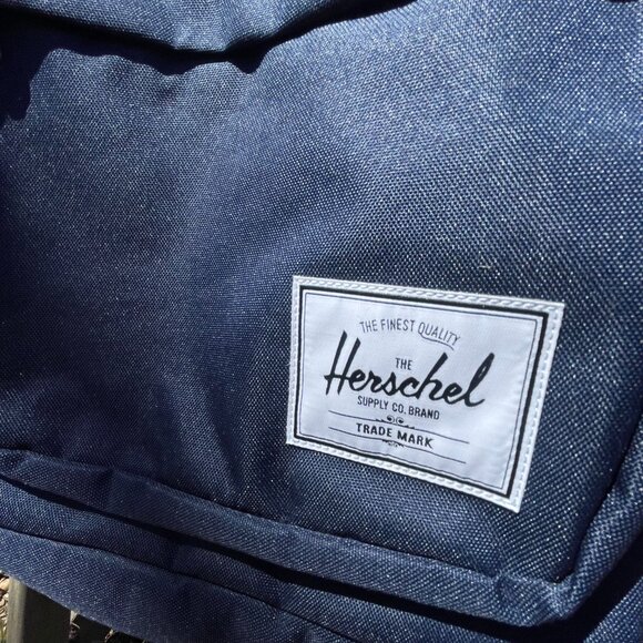 NWT Unisex Adult OS Navy Herschel Supply Co. Miller Backpack - Picture 3 of 15